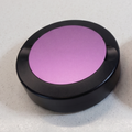 Svart metallsnusdosa i aluminium med lila bjudlock i profil – Limited Accent Edition